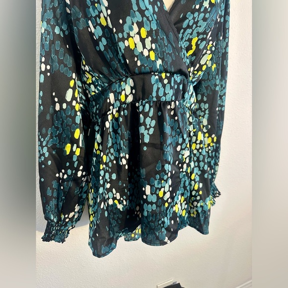 Torrid Satin Blouse Surplice Wrap Top 2X 18 / 20 Evening Long Sleeve Cocktail - Picture 6 of 10